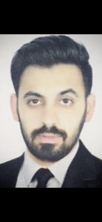 الموظف والمعيد يتولى تنفيذ المهام الإدارية اليومية ودعم العمل الأكاديمي من خلال المساعدة في التدريس والإشراف وتنظيم شؤون الطلبة، بما يضمن كفاءة سير العمل وتعزيز العملية التعليمية.
