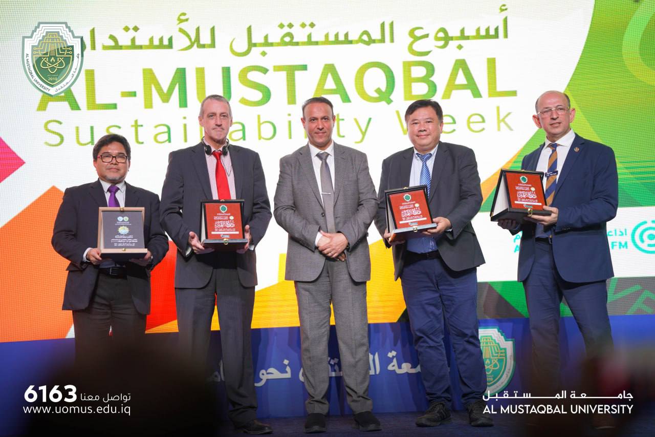 عميد كلية الهندسة والتقنيات الهندسية  يبدأ بكلمة الترحيب في أسبوع الاستدامة ..