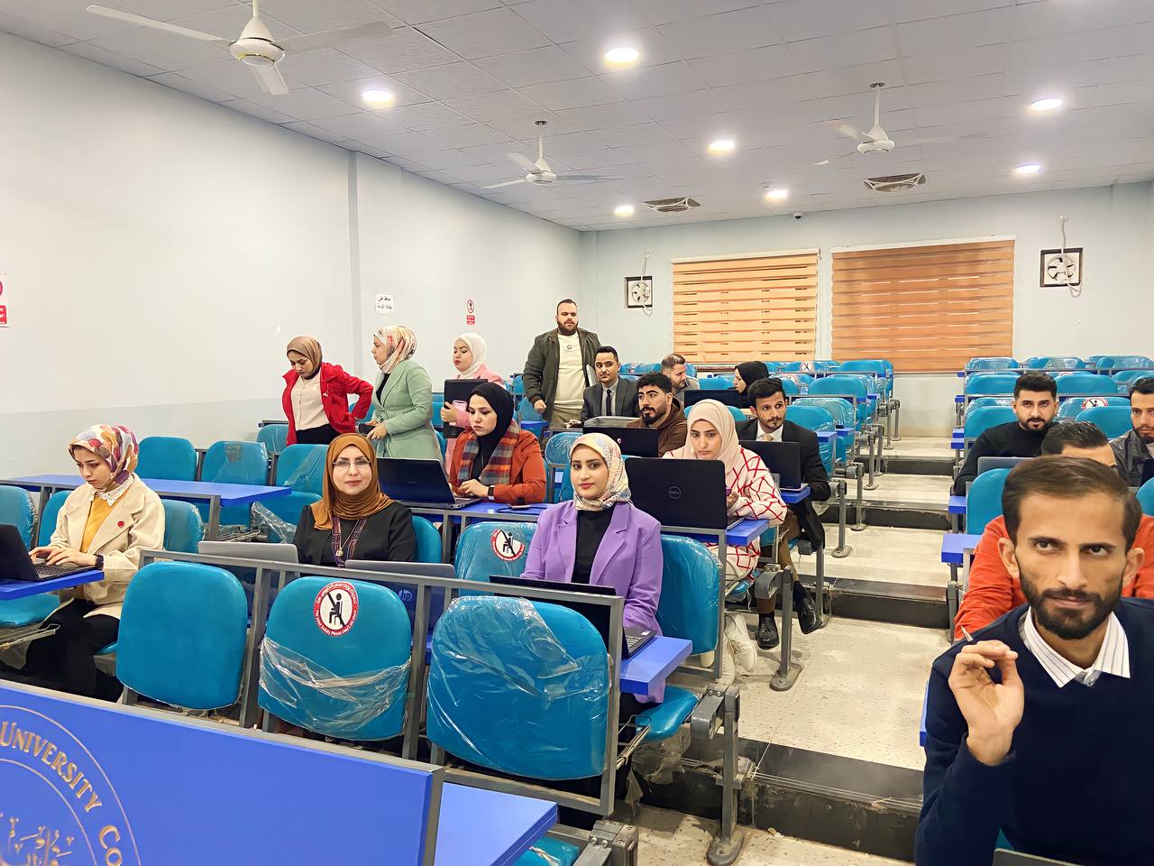 "Enhancing Electronic Websites: Workshop Insights and Solutions"