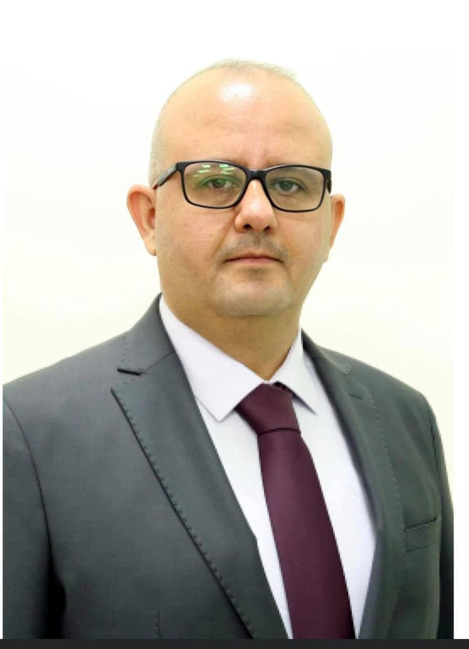 The participation of the professor in the Department of Dentistry, Mr. Bassam Ali Al-Turaihi , to give a lecture at the British Royal College of Surgeons