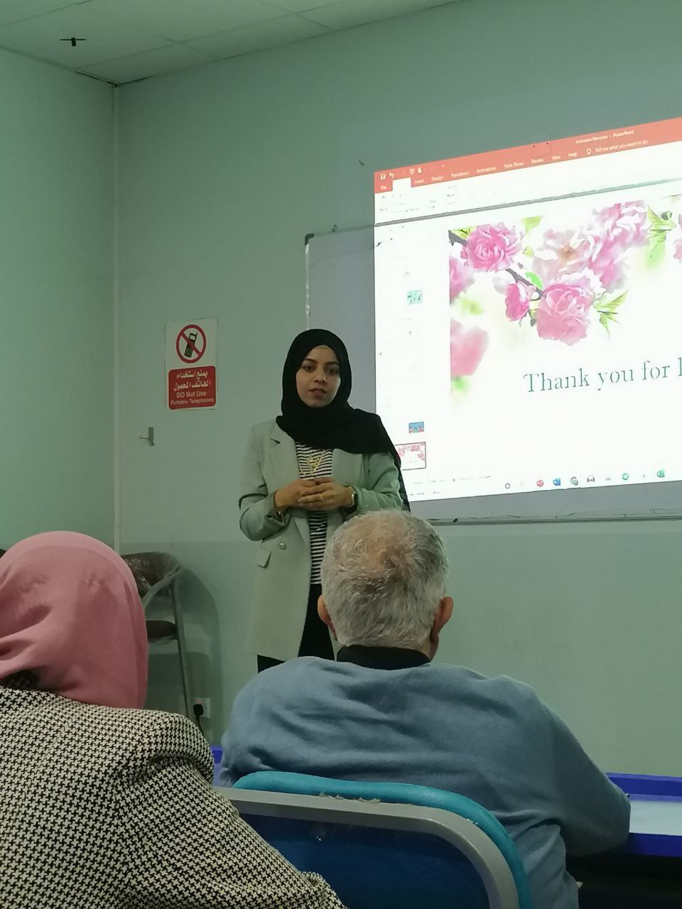 ندوة علمية بقسم الصيدلة عن مرض anorexia nervosaللتدريسية نور محسن جواد