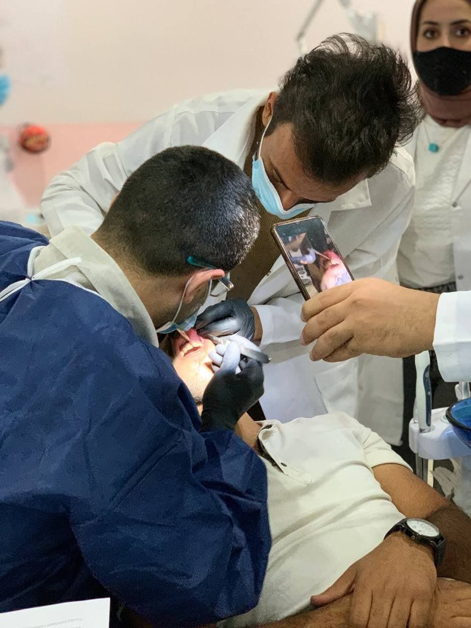 Performing the bridle cutting procedure in the dental clinics