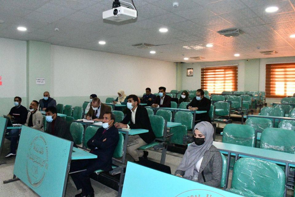 ورشة تدريبية كلية المستقبل تنظم ورشة في قواعد تحرير الخبر الصحفي
