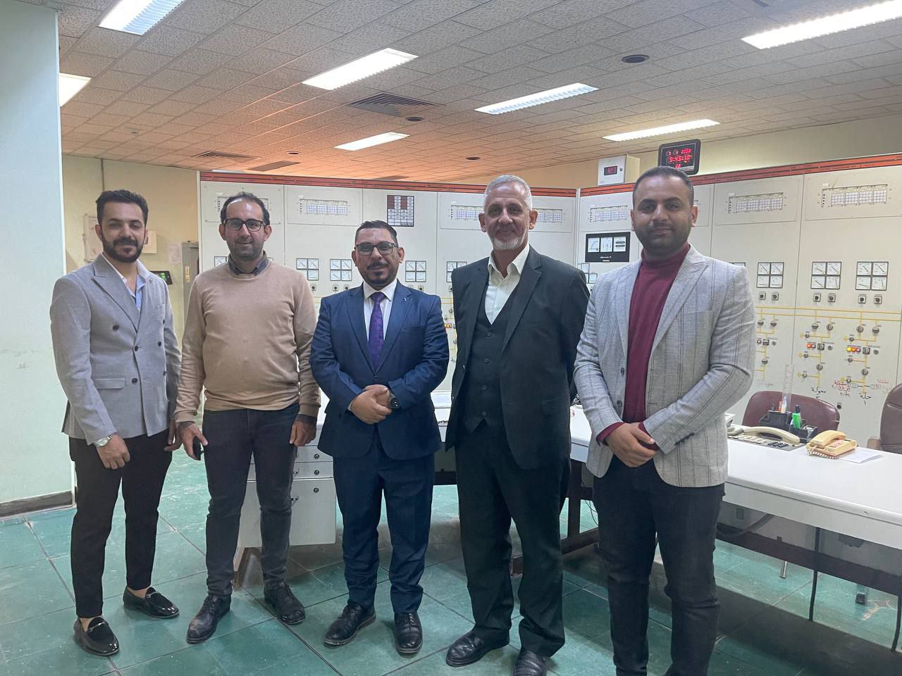 مشاركة تدريسي من كلية المستقبل الجامعة في ورشة علمية