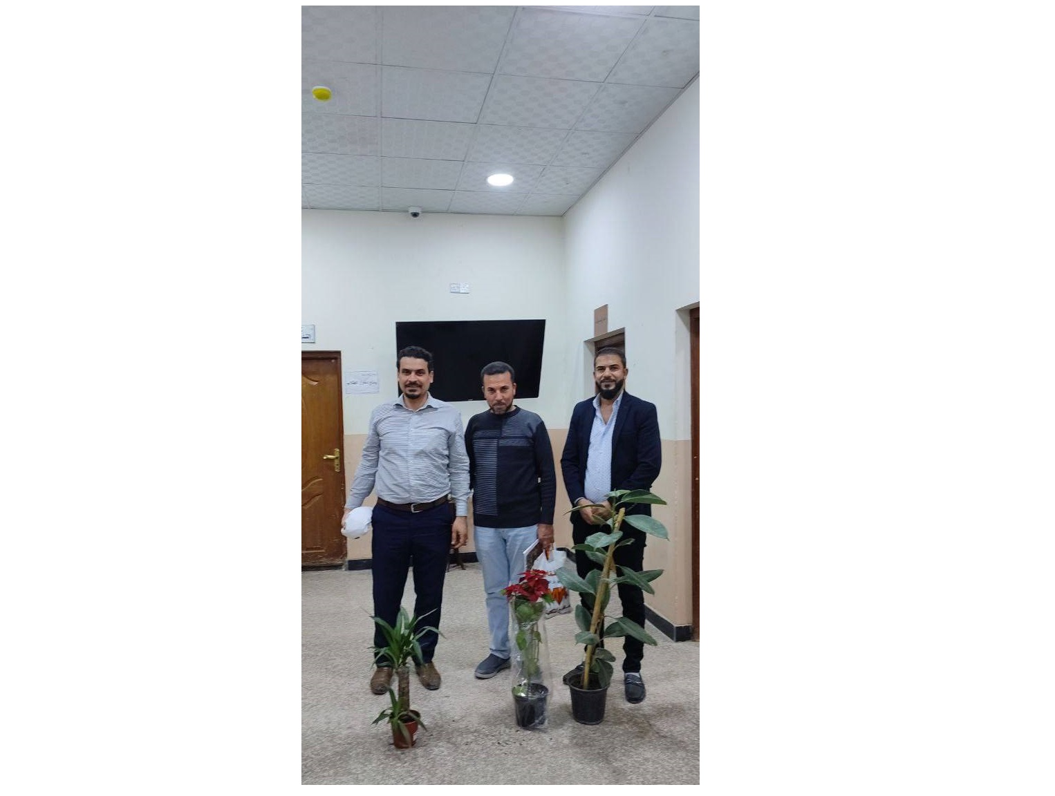 تزيين قسم الهندسة الكيمياوية والصناعات النفطية بالنباتات الظلية