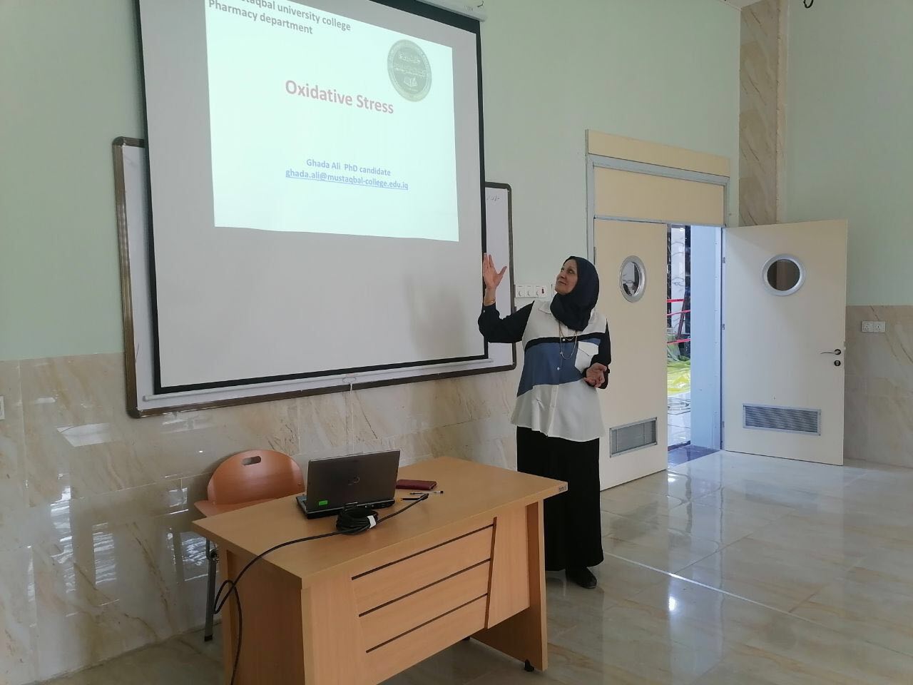 سمنار بقسم الصيدلة بعنوان Oxidative Stress