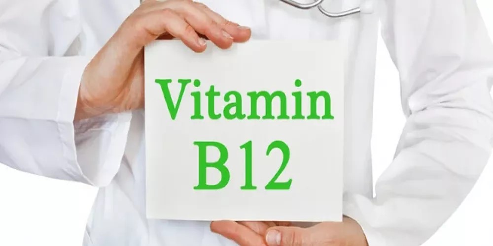  فيتامين B 12