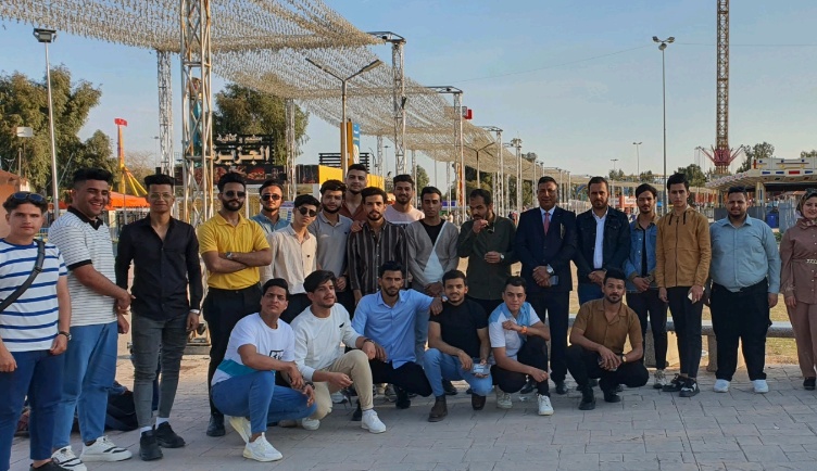 سفرة ترفيهية لطلبة المرحلة الثانية 