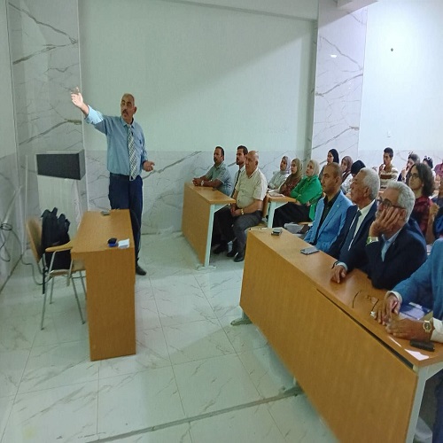 قدم الدكتور اوس هاني احد تدريسيي قسم تقنيات التخدير   محاضرة بعنوان (الادمان و التخدير ) في قسم اللغة الانكليزية