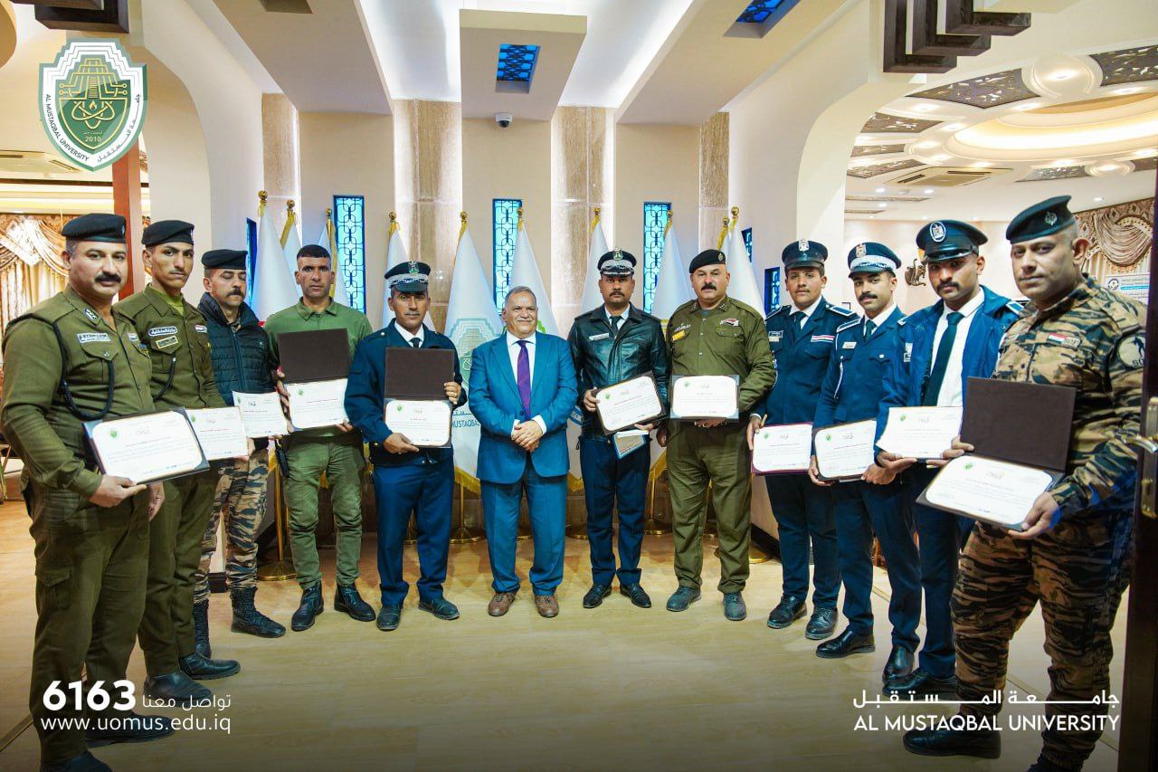 زيارة وفد من جامعة المستقبل قيادة شرطة بابل لتقديم التهاني بمناسبة عيد الشرطة 