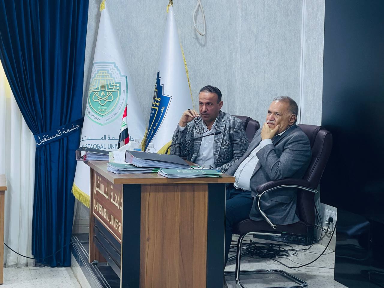 اجتماع رئيس جامعة المستقبل مع كادر كلية الهندسة و التقنيات الهندسية