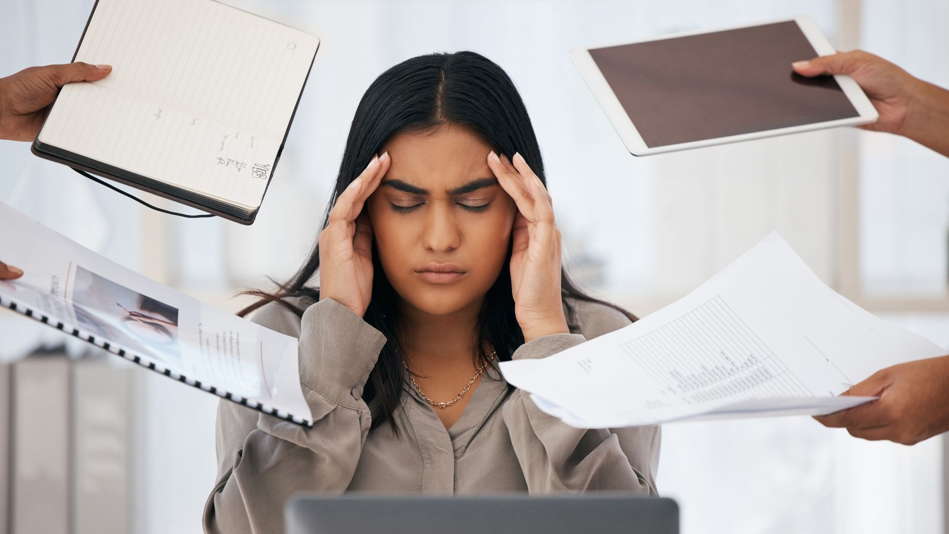 دور العلوم السلوكية في تعزيز الأداء والرفاهية في بيئة العمل: دراسة تطبيقية في سياق الشركات الحديثة