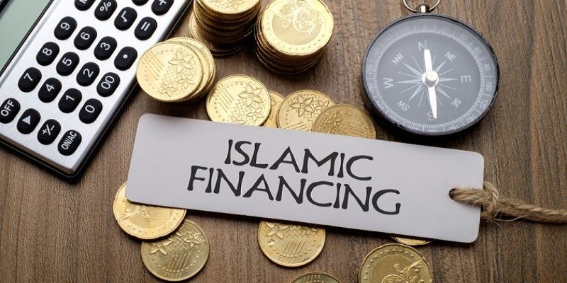 The Major Issues Facing Staff in Islamic Banking Industry and its Impact on Productivity