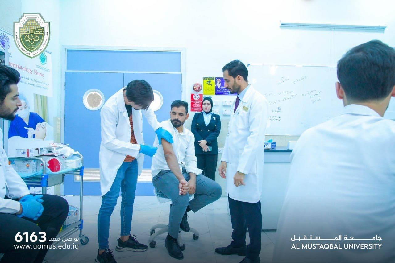 قسم تقنيات التخدير ينظم ورشه علميه عمليه للطلبه تحت عنوان عمل اختبار حساسية العلاج للمريض وكذلك زرق العلاج بطريقة تحت الجلد