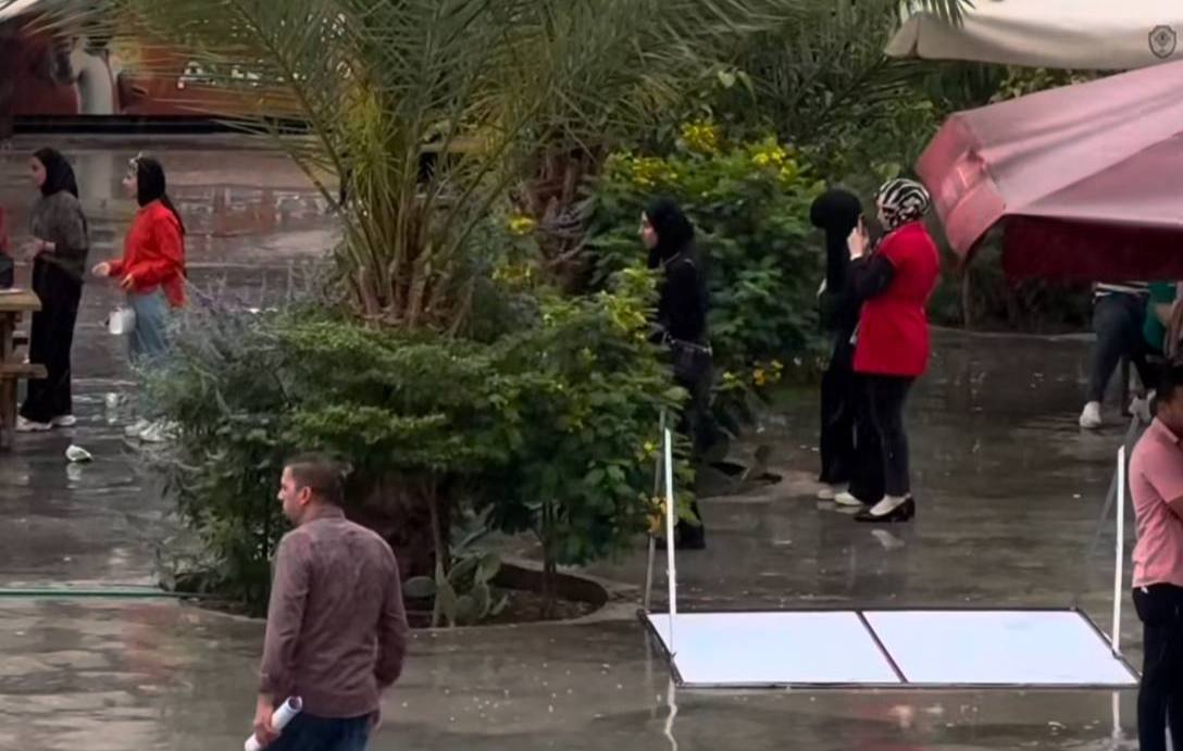 مقالة علمية للمعيده (افراح حسين جهاد ) بعنوان "تأثير المطر على الحالة النفسية للإنسان من الناحية الفيزيائية".