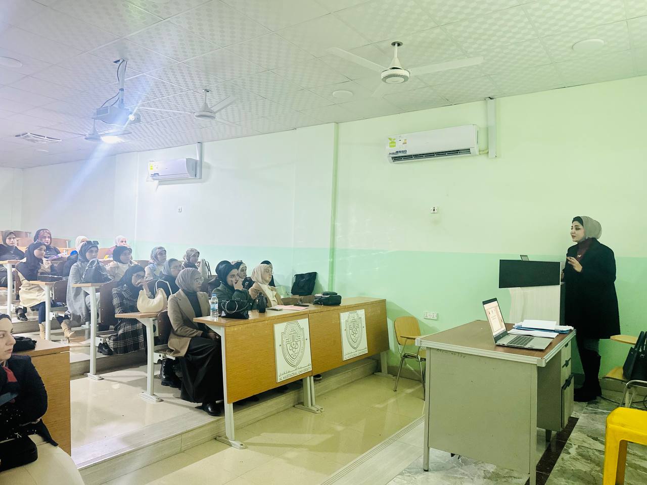 تحقيقا للهدف الثالث من اهداف التنميه المستدامة(الصحة الجيدة والرفاه)اقامت وحده شؤون المرأة في قسم تقنيات الاشعة محاضرة توعويه  بعنوان (النظافة ثقافة واسلوب حياة)