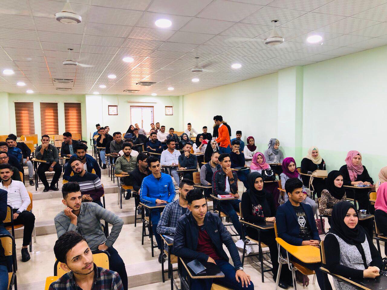 كلية المستقبل الجامعة تستقبل الطلبة الجدد مع بدء العام الدراسي