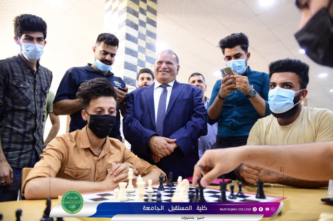 قسم التربية البدنية وعلوم الرياضة وبالتعاون مع قسم الانشطة الطلابية يقيم بطولة للشطرنج في المكتبة المركزية