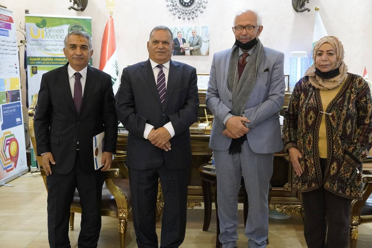 السيد عميد كلية المستقبل الجامعة يستقبل السيد عميد كلية التقنية الادارية في جامعة الفرات الاوسط التقنية 