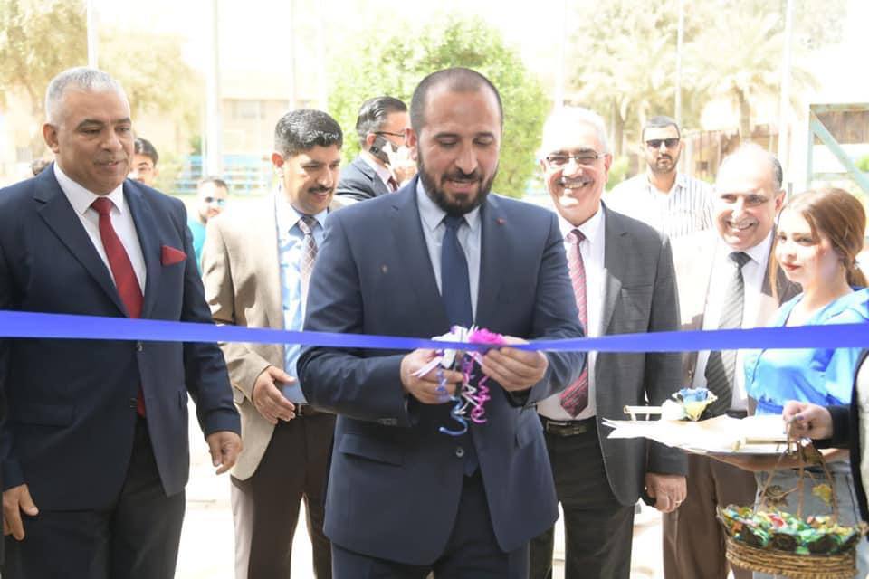 رئيس الجامعة التكنولوجية يفتتح المعرض الطلابي للعمليات والوحدات التشغيلية في مصافي  النفط 