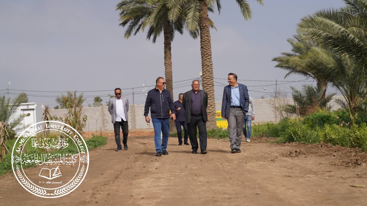 جولة للسيد عميد كلية المستقبل الجامعه في مواقع بناء البنايات الجديدة