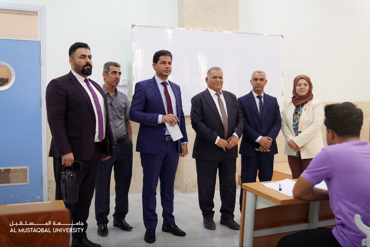 رئاسة جامعة بابل واللجنة الوزارية تشيد بالإجراءات المتخذة والبيئة للامتحانات التقويمية .