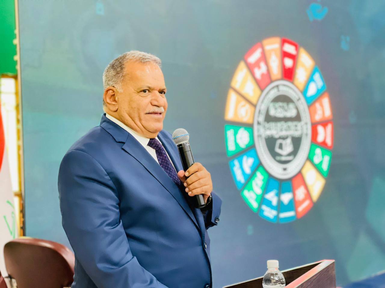   His Excellency Minister of Higher Education & Scientific Research extends His Thanks & Appreciation to Al-Mustaqbal University President and all University Employees